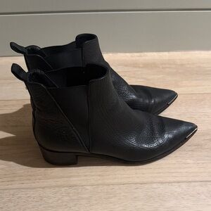 Acne Studios Chelsea boot